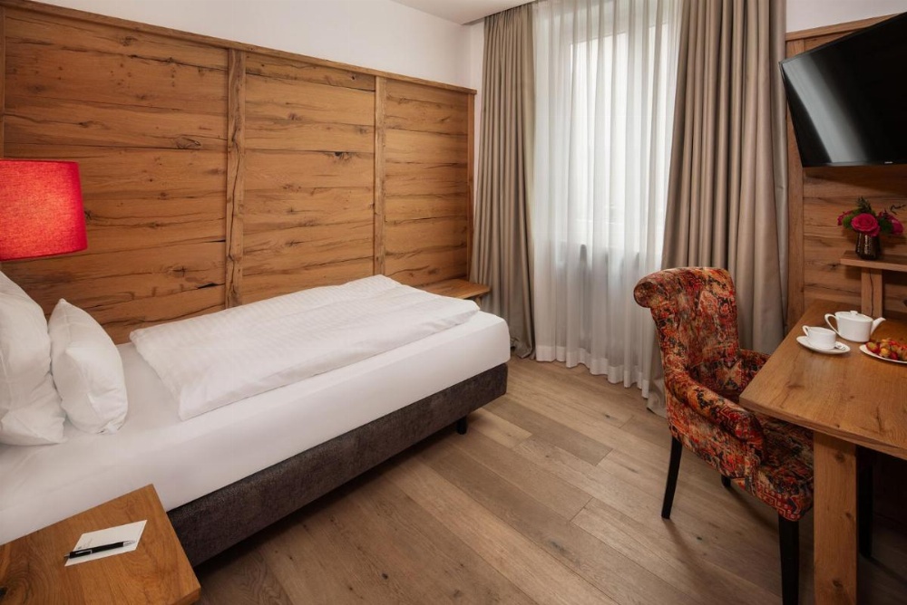 Room image 5